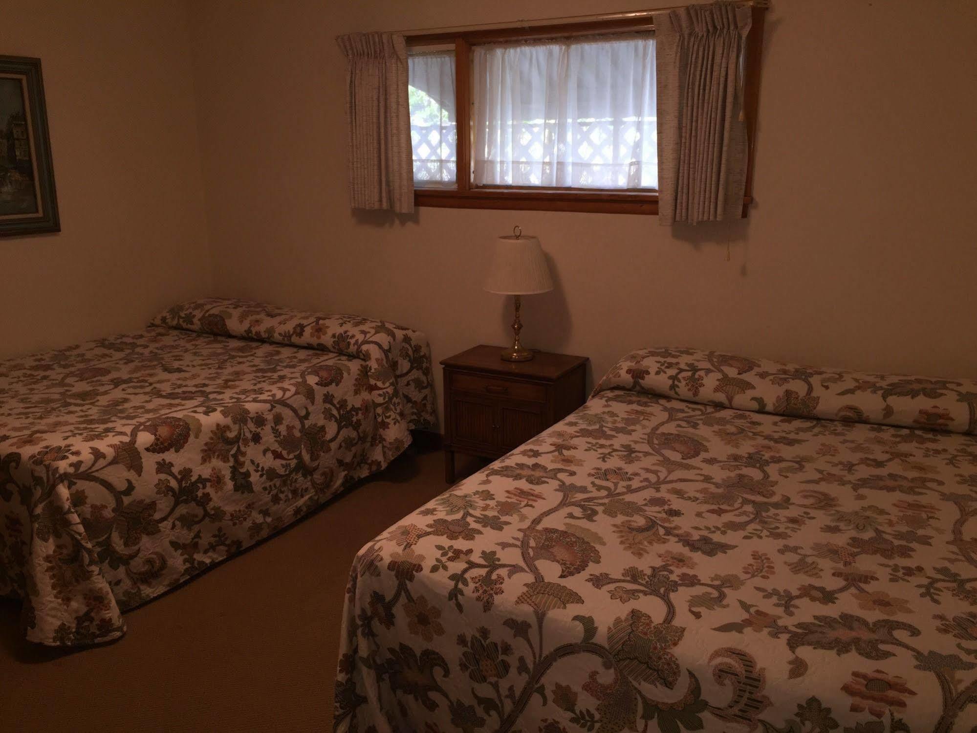 The Davenport Motel ภายนอก รูปภาพ