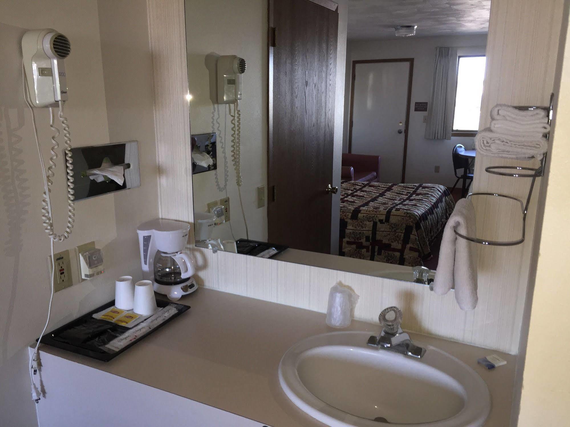 The Davenport Motel ภายนอก รูปภาพ